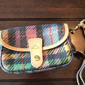 Dooney & Bourke wristlet
